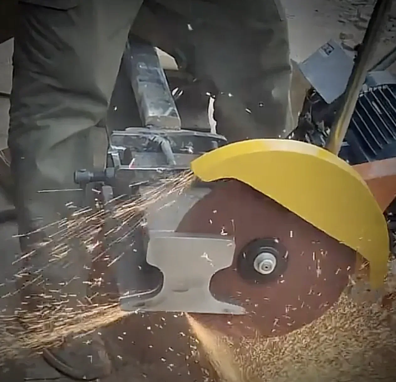 Close-up of an A150 crane rail end after cutting